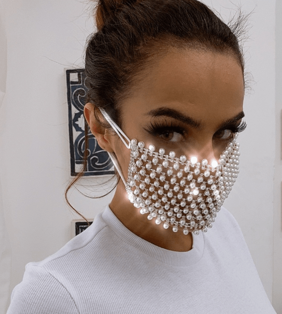 Wedding face mask Bling Bling Pearl - ADAEZE'S BOUTIQUEApparel & AccessoriesShelegances Curvessc123757724604Wedding face mask Bling Bling PearlWedding face mask Bling Bling Pearlwhite w/pearlsone size
